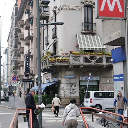 诺弗地铁酒店 米兰 外观 照片